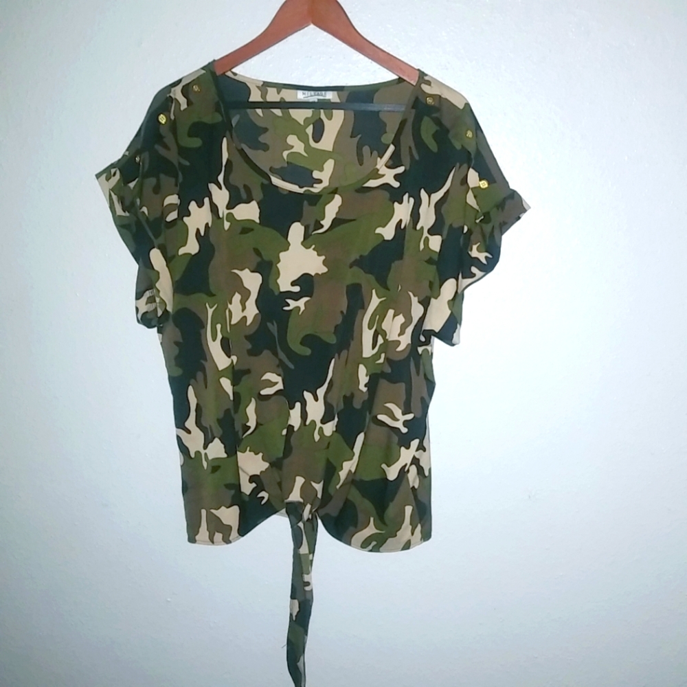 Mileage 3X Short Sleeved Bottom Tie Camo Top Plus